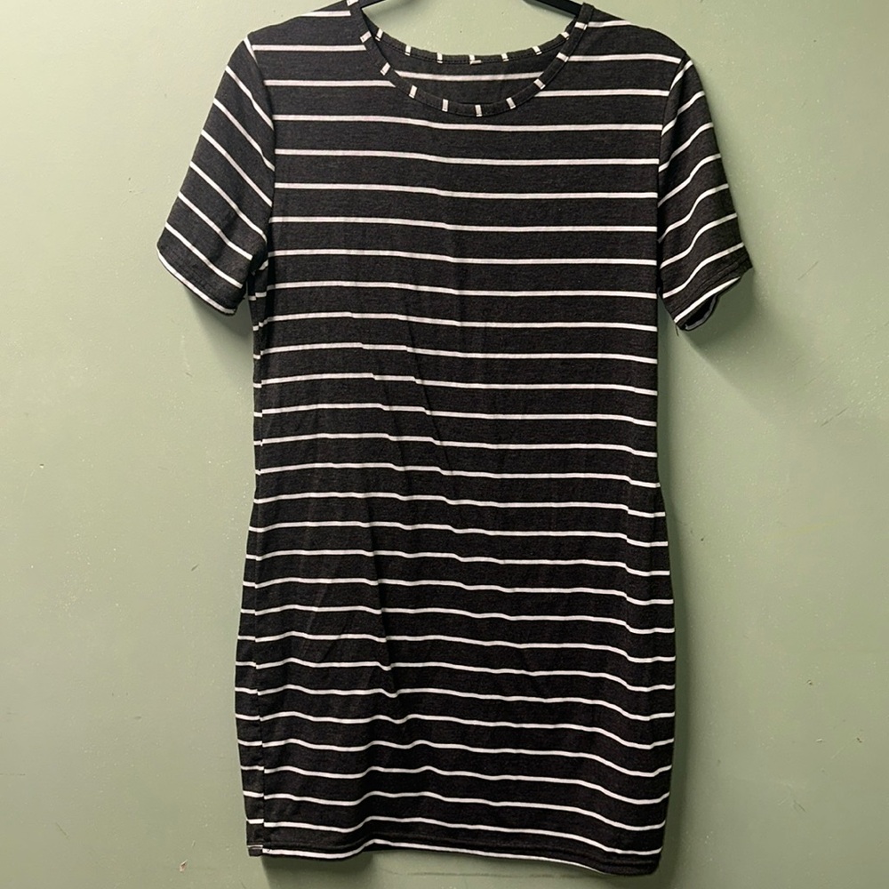 Womens grey and white casual dress